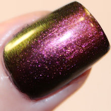 Load image into Gallery viewer, FREE U.S. SHIPPING - Multichrome (Sea Glass) Multi-Color Shifting Polish: Custom-Blended Glitter Nail Polish / Indie Lacquer