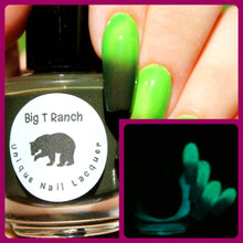 Load image into Gallery viewer, Color Changing AND Glow in the Dark Nail Polish - FREE U.S. SHIPPING - Green to Black and Glows Aqua - &quot;Zombie&quot; - Thermal - Full Size Bottle