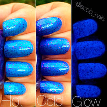 Load image into Gallery viewer, Fairy Dust Blue to Purple Color Changing AND Glow in the Dark Nail Polish - Glows Blue - Mood Nail Polish - FREE U.S. SHIPPING
