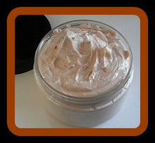 Load image into Gallery viewer, Banana Nut Bread Foaming Bath Butter Whipped Soap - Fall Soap - Soap in a Jar - 4 oz - FREE U.S. SHIPPING