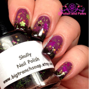 Color Changing Thermal Nail Polish - Skulls - Sugar Skulls - FREE U.S. SHIPPING - "SKULLY" - Black/Purple  - Temperature Changing